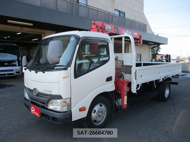 Hino DUTRO 2014-11 208800-9