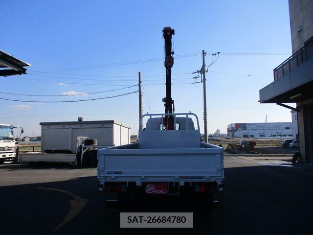 Hino DUTRO 2014-11 208800-3