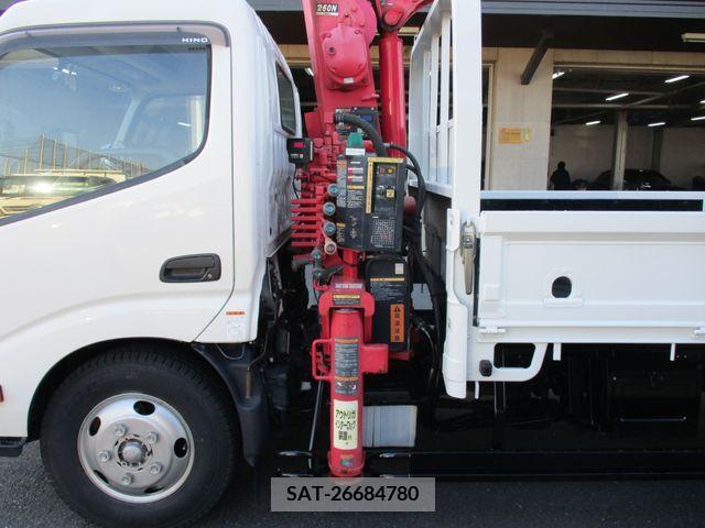 Hino DUTRO 2014-11 208800-7