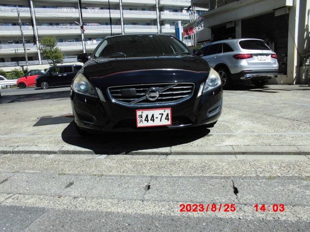 Volvo V60 2012-12 11391-1