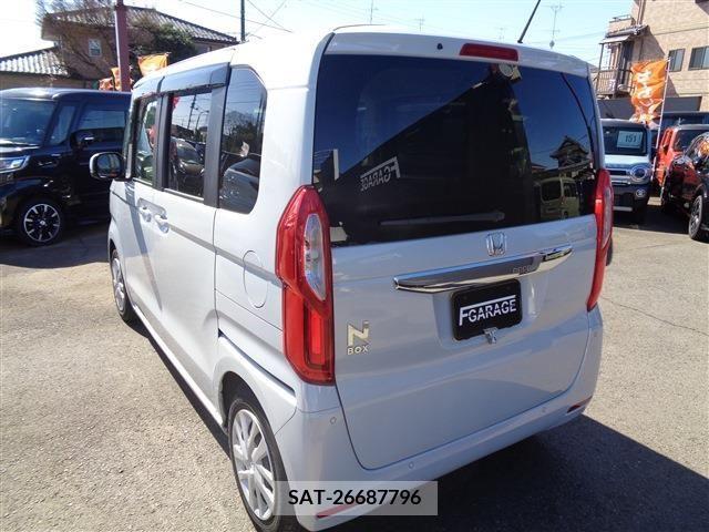 Honda N BOX 2022-09 307461-4