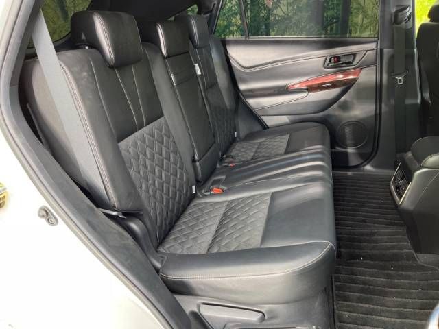 Toyota HARRIER 2015-06 195141-9