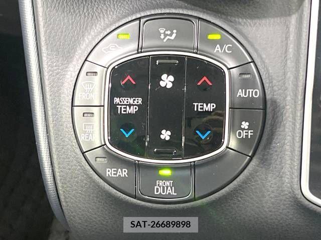 Toyota VOXY 2014-08 321425-6