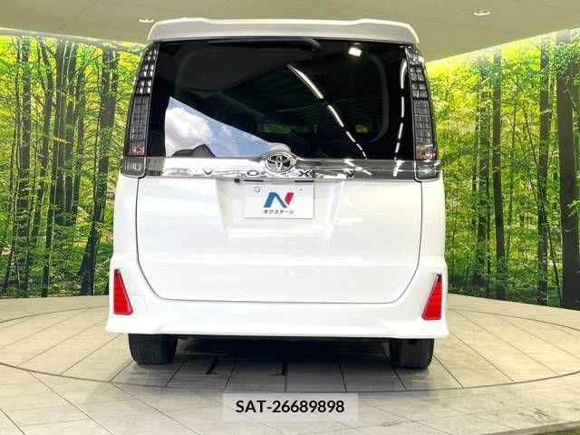 Toyota VOXY 2014-08 321425-15