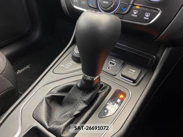 Jeep CHEROKEE 2019-01 331702-11