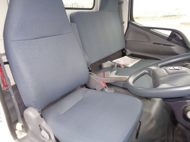 Nissan ATLAS 2015-10 181319-12