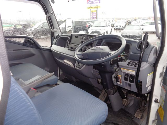 Nissan ATLAS 2015-10 181319-1