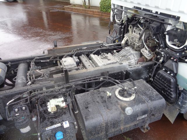 Nissan ATLAS 2015-10 181319-22