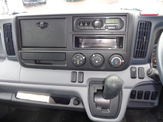 Nissan ATLAS 2015-10 181319-9