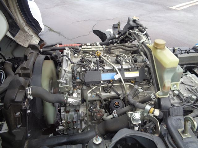 Nissan ATLAS 2015-10 181319-19