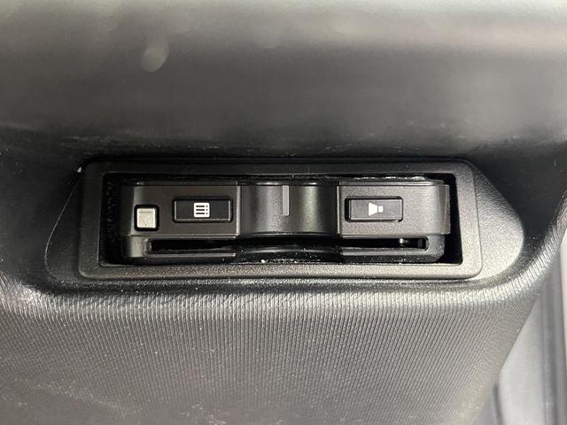 Toyota AQUA 2018-09 21453-8
