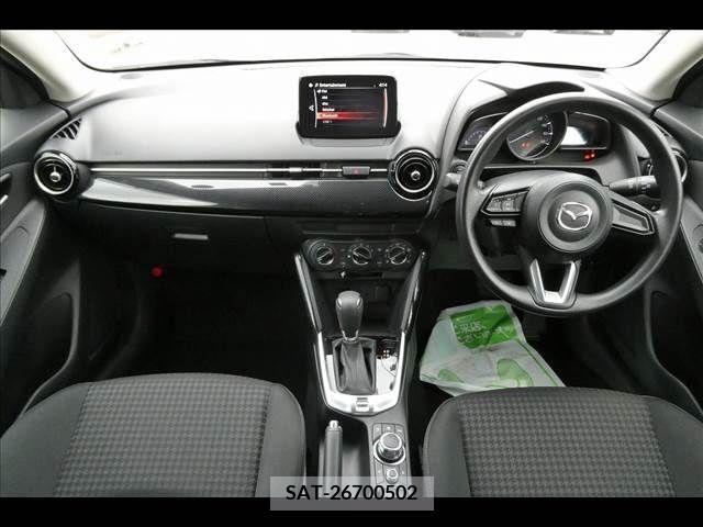 Mazda DEMIO 2019-06 359370-2