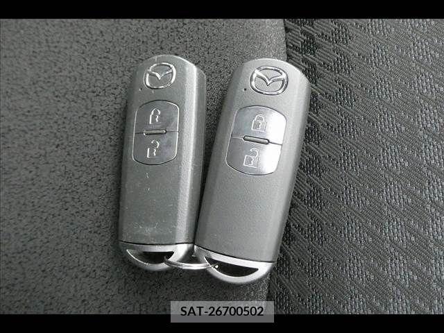 Mazda DEMIO 2019-06 359370-4