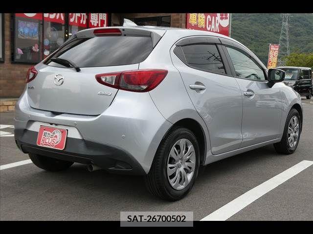 Mazda DEMIO 2019-06 359370-16