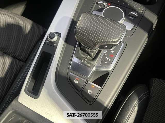 Audi A4 2017-08 215687-13