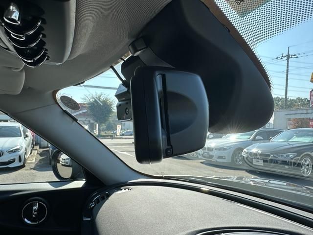 Bmw MINI 2019-05 183430-23