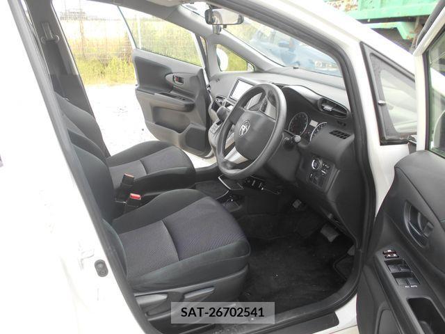 Toyota WISH 2017-02 290198-9