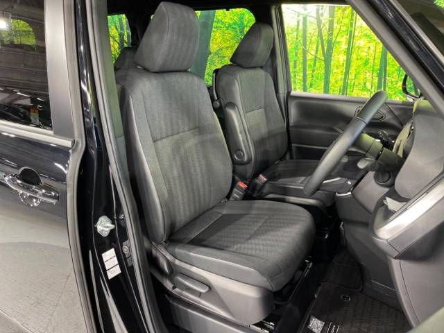 Toyota NOAH 2023-07 181278-8