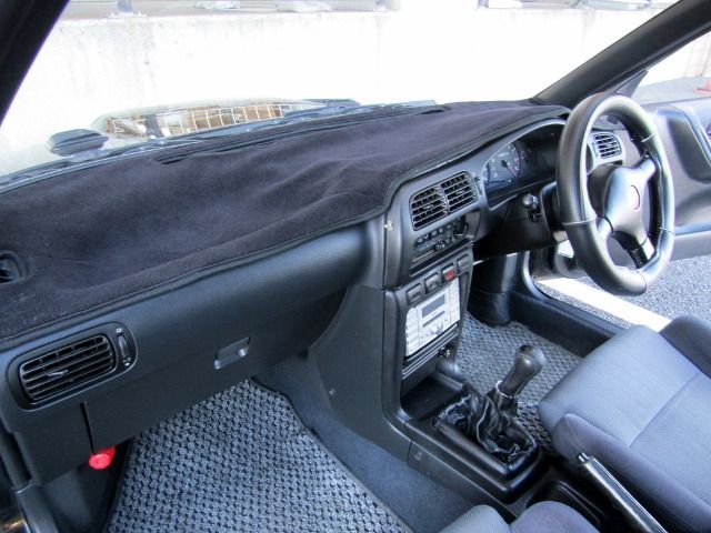Nissan PULSAR 1990-12 1806-12