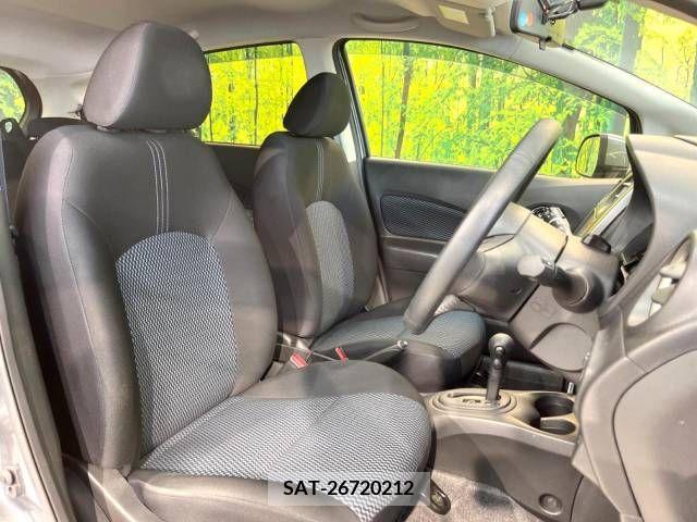 Nissan NOTE 2013-09 302318-8