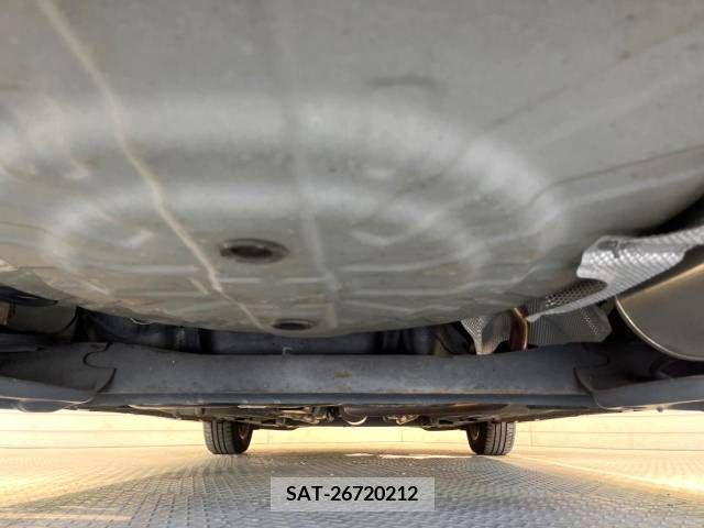 Nissan NOTE 2013-09 302318-19