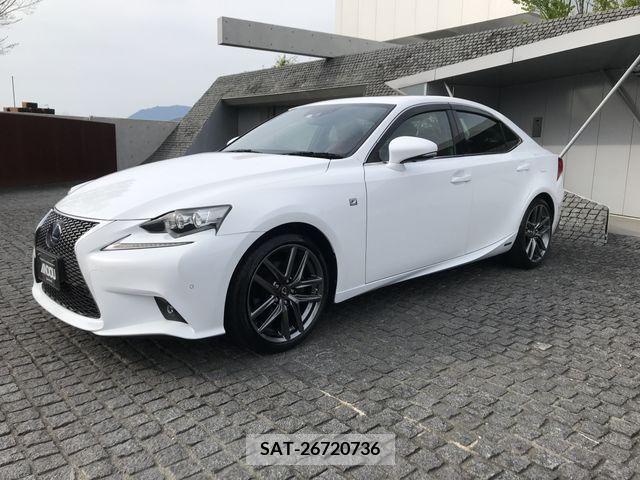 Lexus IS 2014-01 240303-1