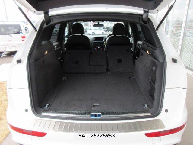 Audi Q5 2010-02 200768-8