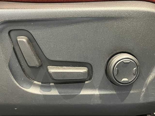 Volvo XC40 2019-03 181137-7
