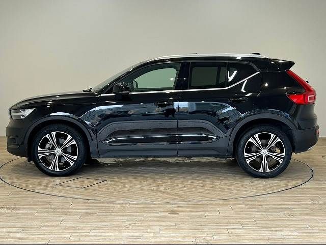 Volvo XC40 2019-03 181137-16