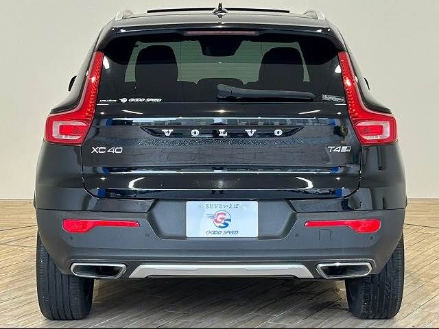 Volvo XC40 2019-03 181137-12