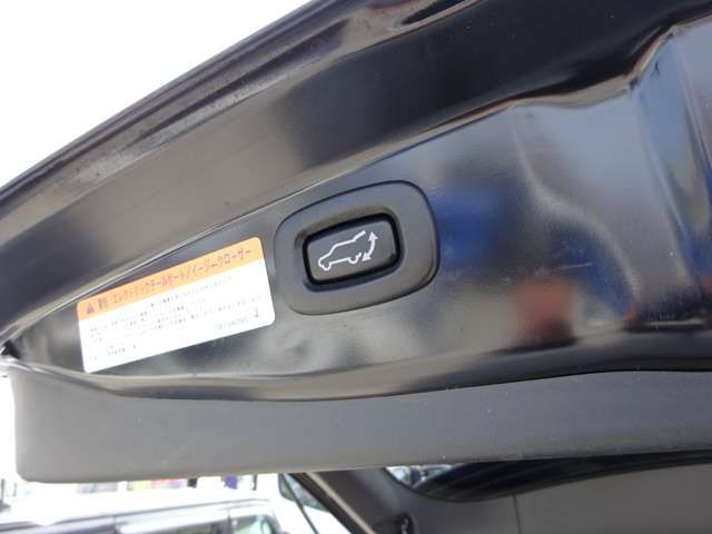 Mitsubishi OUTLANDER PHEV 2018-08 19329-10