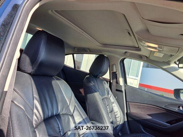 Mazda AXELA HYBRID 2016-07 235506-5