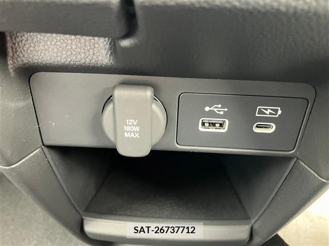 Honda e 2023-08 222664-19