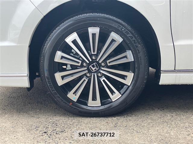 Honda e 2023-08 222664-11