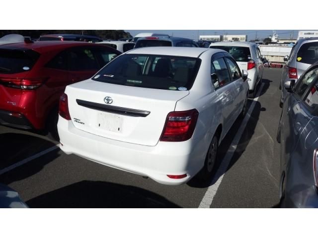 Toyota COROLLA AXIO 2017-11 183783-3