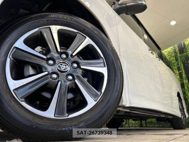 Toyota VOXY 2021-07 332572-13
