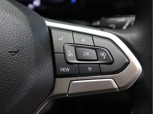 VolksWagen GOLF 2021-08 21174-23