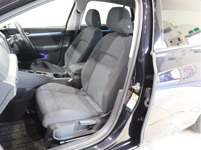 VolksWagen GOLF 2021-08 21174-19