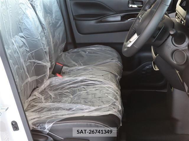 Mitsubishi DELICA MINI 2024-01 342995-13