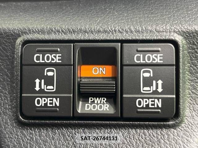 Toyota SIENTA 2016-11 234813-3
