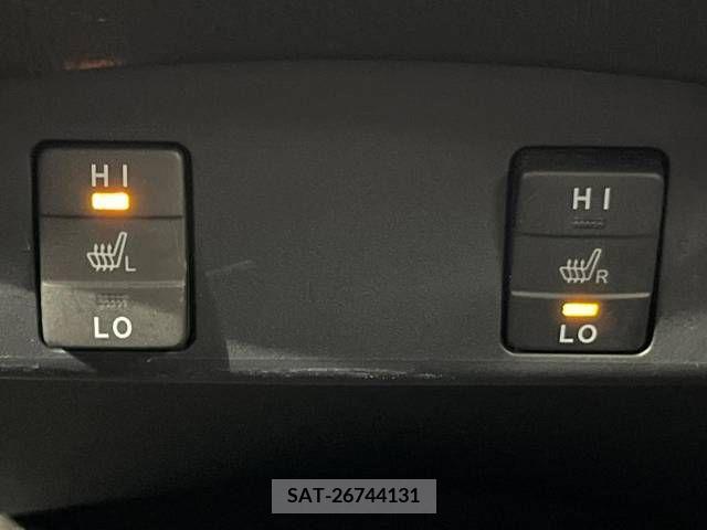 Toyota SIENTA 2016-11 234813-7