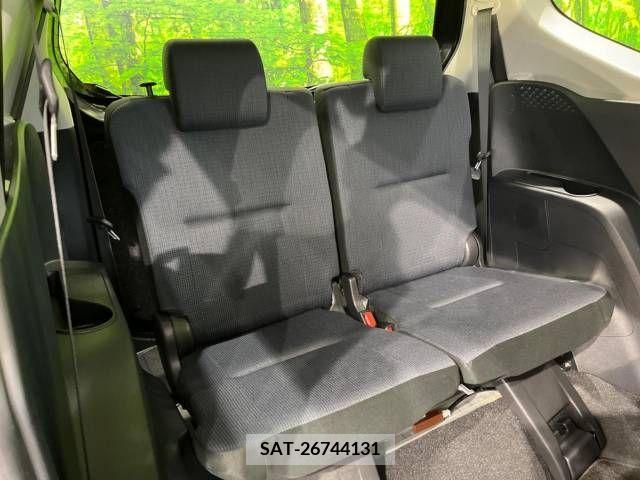Toyota SIENTA 2016-11 234813-10