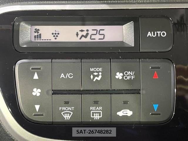 Honda N BOX CUSTOM 2016-02 279311-7