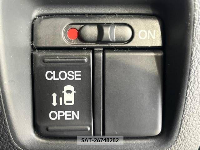 Honda N BOX CUSTOM 2016-02 279311-4