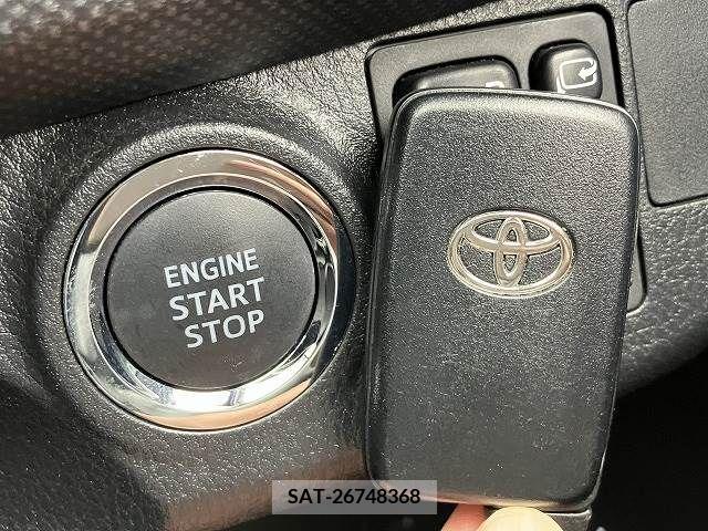 Toyota VITZ 2016-05 223263-6