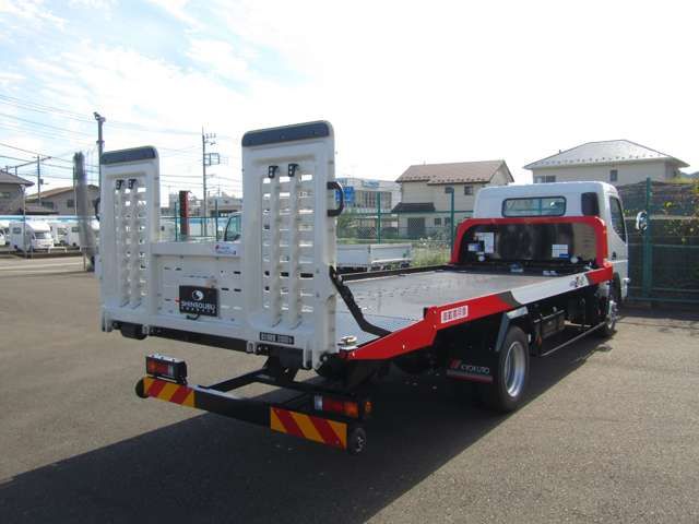 Mitsubishi CANTER 2023-05 27247-4