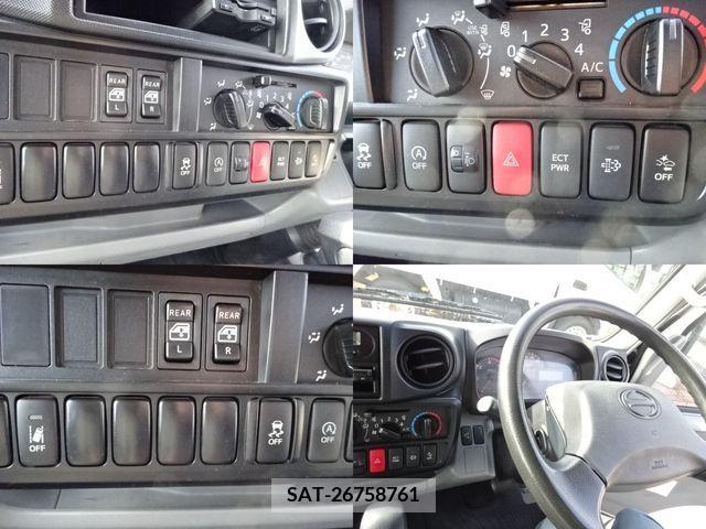 Hino DUTRO 2018-04 207169-18