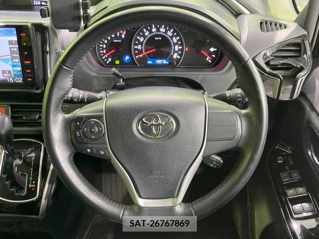 Toyota VOXY 2020-02 288955-8