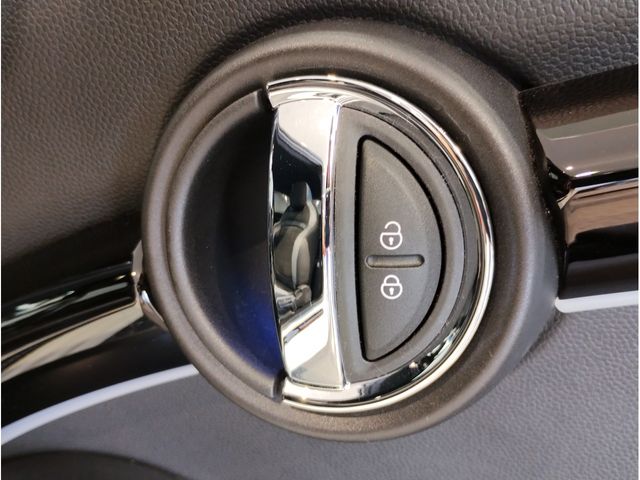 Bmw MINI 2022-03 20649-22
