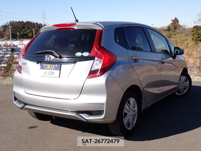 Honda FIT 2018-04 372102-2